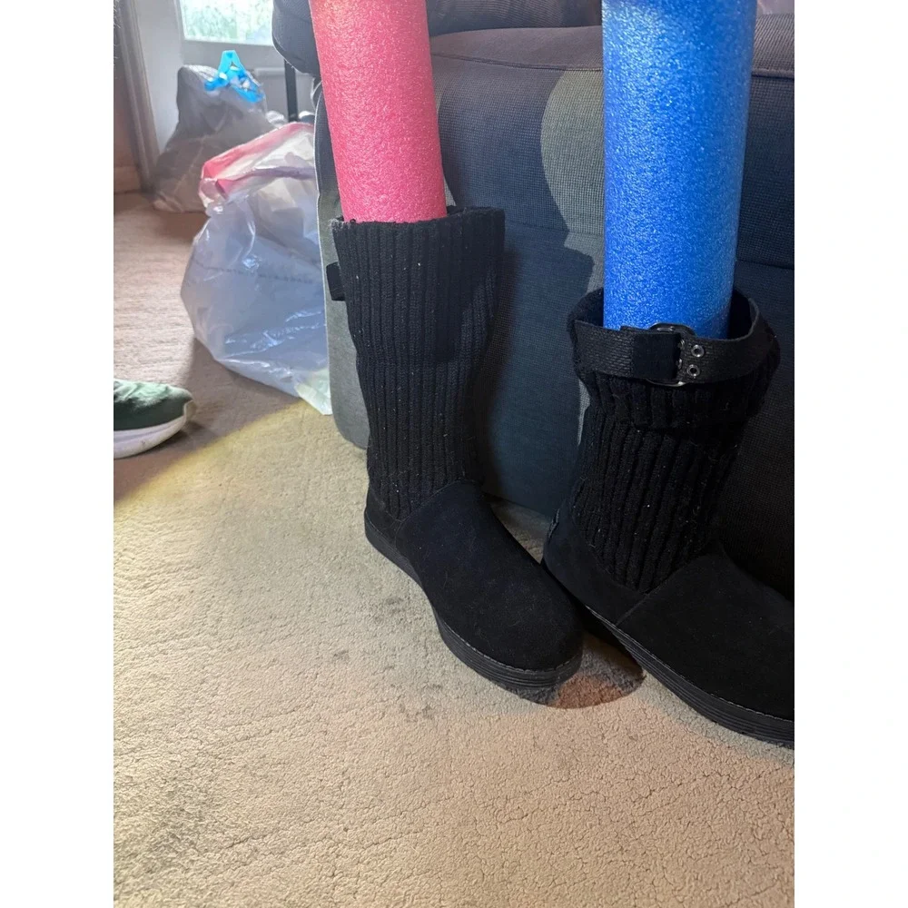 Skechers mid calf